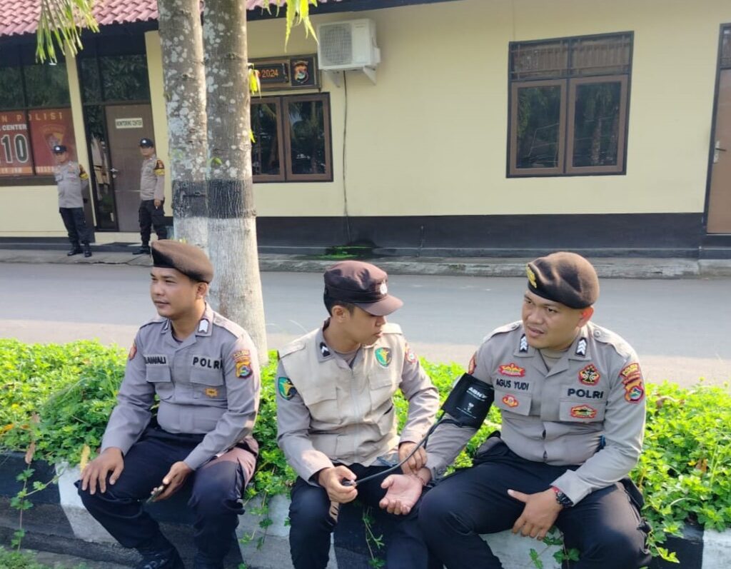 Kesiapan Fisik Personel Polres Lombok Barat dalam Operasi Mantap Praja 2024