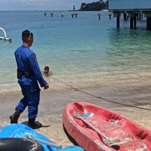 Patroli Rutin Satpolairud: Menjaga Keselamatan di Pantai Senggigi