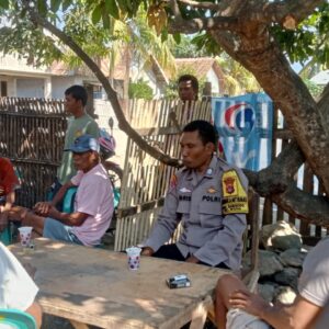 Cooling Sistem, Bhabinkamtibmas Polsek Woha, Himbauan Warga Jaga Kamtibmas dan Pererat Silaturahmi Jelang Pilkada
