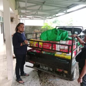 Tim Opsnal Sat Resnarkoba Polres Bima Kota Gagalkan Peredaran Ratusan Botol Miras