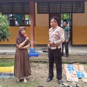 Polsek Sape Gelar Penyuluhan Hukum di SMP Negeri 1 Sape
