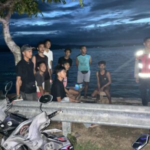 Sat Samapta Polres Bima Kota Laksanakan Patroli Blue Light untuk Menjaga Keamanan