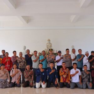 Kapolres Lombok Utara Kunjungi Vihara Dhamma Vinnaya Tanjung
