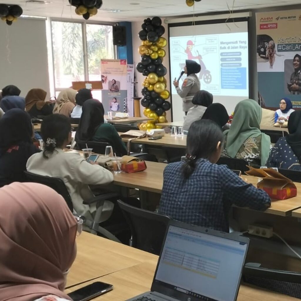 Hari Kartini, Polres dan Honda Tekankan Budaya Safety Riding