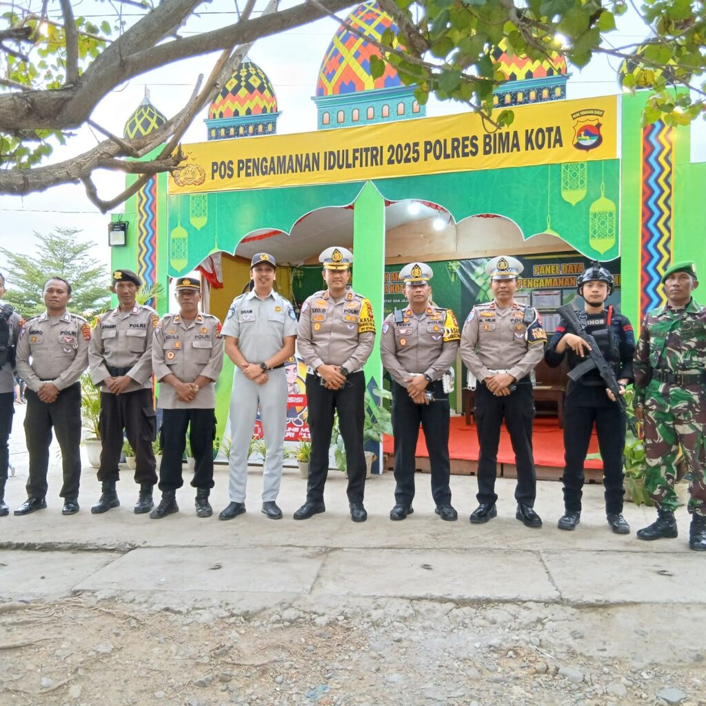 Wadirlantas Polda NTB Tinjau Langsung Pos Pam dan Pos Yan Operasi Ketupat Rinjani 2025 di Wilkum Polres Bima Kota