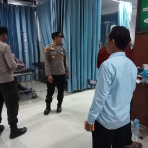 Polsek Bayan Lakukan Olah TKP Laka lantas
