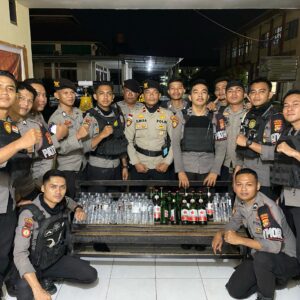 Sat Samapta Polres Bima Kota Amankan Puluhan Botol Miras Saat Patroli Rutin