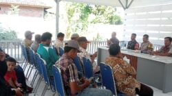 SINERGI BHABINKAMTIBMAS BERSAMA BABINSA DAN PEMERINTAH DESA MURA ADAKAN RAPAT KOORDINASI PERSIAPAN MAULIDAN