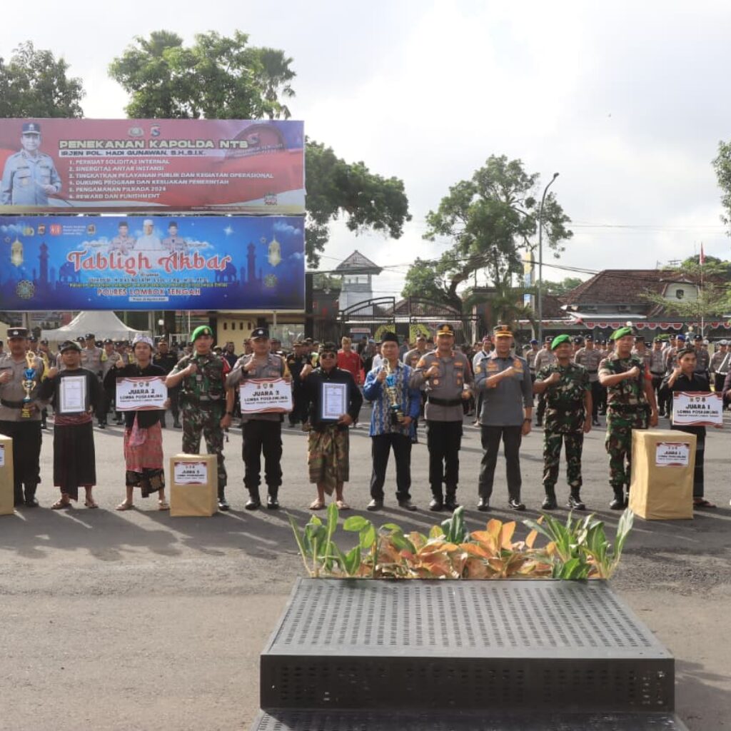 ‎Jelang MotoGP 2025, Polres Loteng Gelar Apel Satkamling Perkuat Harkamtibmas. ‎ ‎